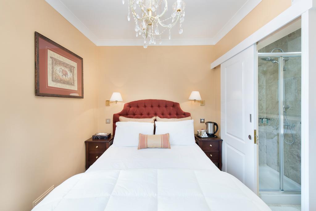 London Residence Bagian luar foto